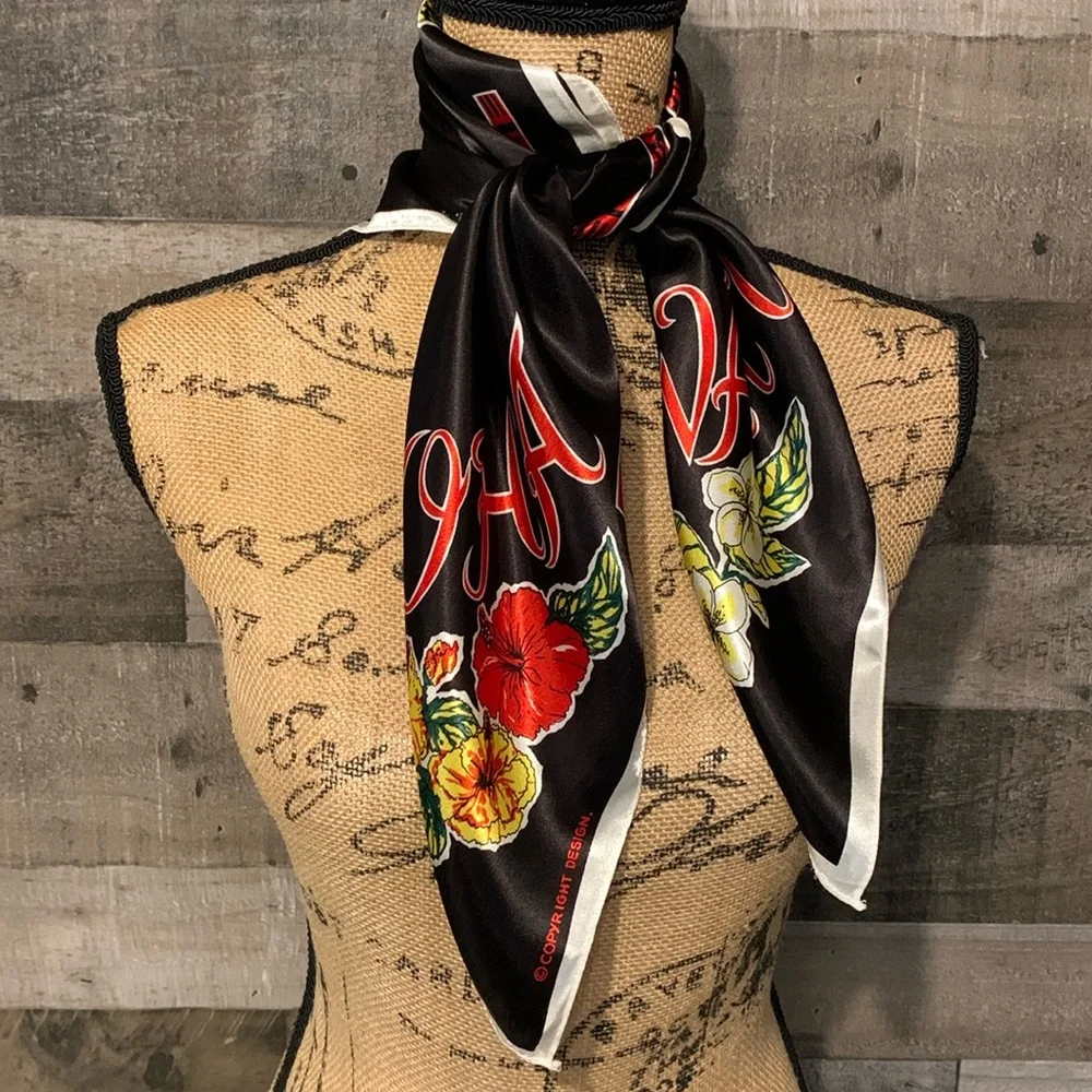 Hawaiian Scarf - Picture 15 of 16